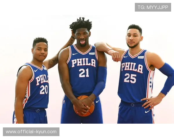 托普穆勒下课瞬间：更衣室失控与球迷失望