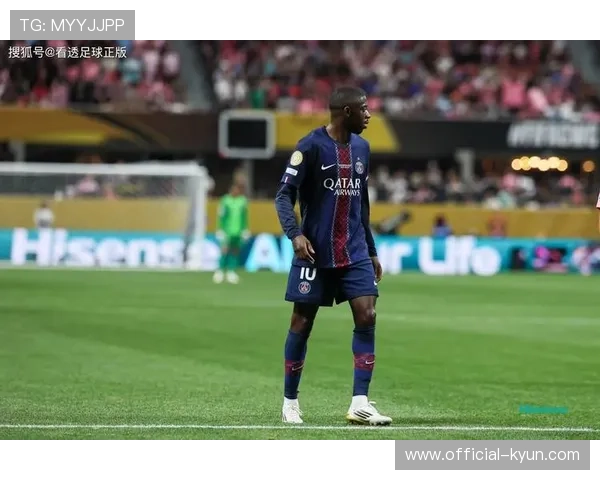 德转解释维蒂尼亚内维斯身价上涨，势头正盛并列联赛最高