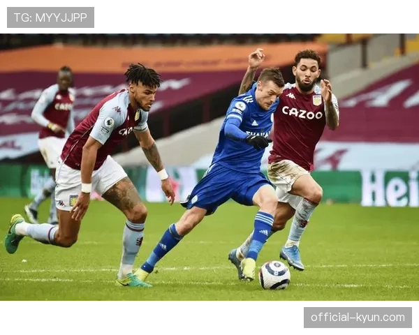 切尔西与定位球教练伯纳多-库埃瓦续约三年,其工作被管理层高度认可 切尔西与定位球教练伯纳多-库埃瓦续约三年,其工作被管理层高度认可